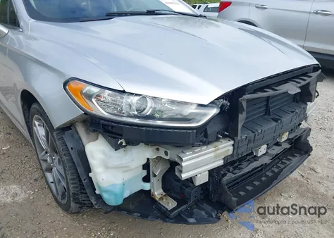 2015 Ford Fusion Titanium z USA, uszkodzony, nr VIN 3FA6P0K90FR277148